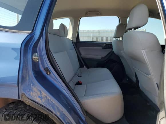 2017 Subaru Forester z VIN JF2SJAAC4HG558944, wystawiony jako Copart lot #59682145 z przebiegiem 106 669 mil mil oraz Szkoda całkowita • Salvage title. Historia ofert i sprzedaży dostępna na DreamBid. Obrazek 10.