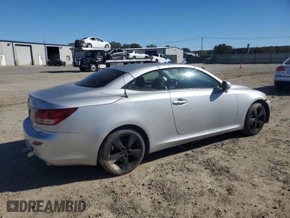 2010 Lexus IS 350 C with VIN JTHFE2C29A2500053, listed as a Copart auction lot 89509085 with 100,149 mi miles and Clean title. Bid and sale history available at DreamBid. Image 3.