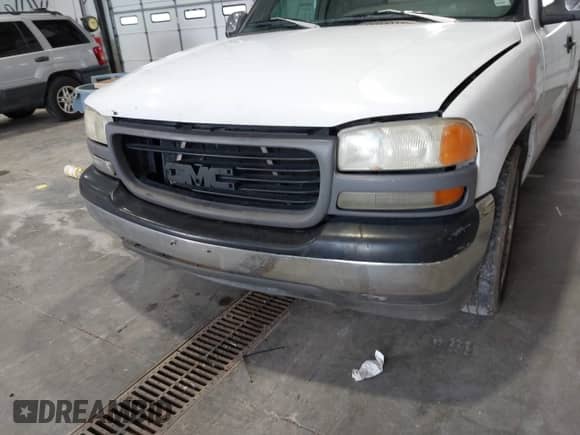 1999 GMC Sierra 1500 SL z VIN 1GTEC14V7XE850553, wystawiony jako IAAI lot #42751151 z przebiegiem 308 861 mil mil oraz . Historia ofert i sprzedaży dostępna na DreamBid. Obrazek 6.