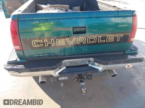 1997 Chevrolet Silverado 1500 with VIN 2GCEK19RXV1115899, listed as a IAAI auction lot 41671682 with 291,289 mi miles and . Bid and sale history available at DreamBid. Image 6.