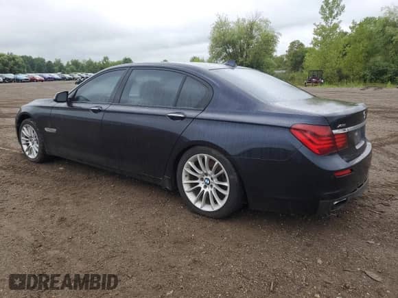 2013 BMW 7 Series 750Li xDrive with VIN WBAYF8C57DD141571, listed as a Copart auction lot 69778735 with 138,899 mi miles and Clean title. Bid and sale history available at DreamBid. Image 2.
