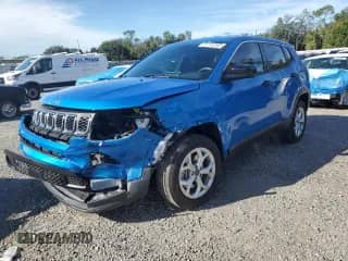 2025 Jeep Compass Sport with VIN 3C4NJDAN1ST540693, listed as a Copart auction lot 81114245 with 2,813 mi miles and Salvage title. Bid and sale history available at DreamBid. Image 1.