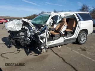 2022 Cadillac Escalade Premium Luxury с VIN 1GYS4BKL1NR146775, выставлен на аукционе Copart как лот 42958015 с пробегом Не указан миль и Списание • Salvage title. История ставок и продаж доступна на DreamBid. Изображение 1.