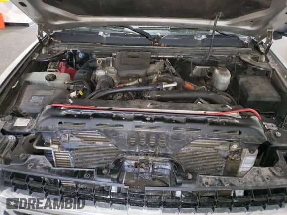 2011 Chevrolet Silverado 3500HD SRW LT z VIN 1GC4K0C83BF221444, wystawiony jako Copart lot #65460995 z przebiegiem 168 217 mil mil oraz Czysty tytuł • Clean title. Historia ofert i sprzedaży dostępna na DreamBid. Obrazek 11.