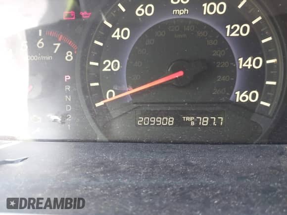 2008 Honda Odyssey LX с VIN 5FNRL38228B083868, выставлен на аукционе IAAI как лот 43320300 с пробегом 209 908 миль миль и . История ставок и продаж доступна на DreamBid. Изображение 7.