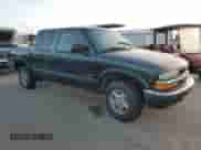 2001 Chevrolet S-10 LS с VIN 1GCDT13W41K219645, выставлен на аукционе Copart как лот 77143144 с пробегом 159 803 миль миль и Списание • Salvage title. История ставок и продаж доступна на DreamBid. Изображение 4.