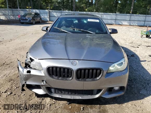2016 BMW 5 Series 550i z VIN WBAKN9C51GD962751, wystawiony jako Copart lot #84439695 z przebiegiem 162 491 mil mil oraz Szkoda całkowita • Salvage title. Historia ofert i sprzedaży dostępna na DreamBid. Obrazek 5.