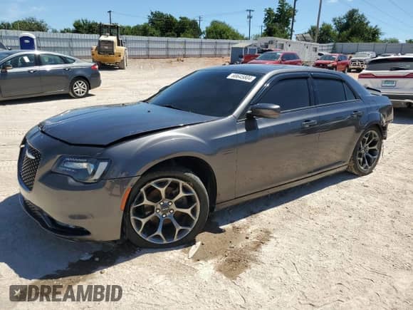 2016 Chrysler 300 S с VIN 2C3CCABG3GH223907, выставлен на аукционе Copart как лот 68645804 с пробегом Не указан миль и Списание • Salvage title. История ставок и продаж доступна на DreamBid. Изображение 1.