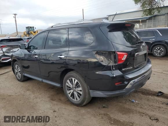 2017 Nissan Pathfinder Platinum с VIN 5N1DR2MN3HC692642, выставлен на аукционе Copart как лот 61763175 с пробегом 126 238 миль миль и Списание • Salvage title. История ставок и продаж доступна на DreamBid. Изображение 2.
