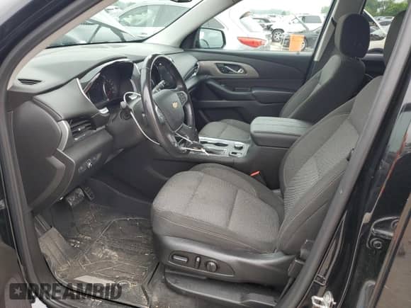 2019 Chevrolet Traverse LT Cloth with VIN 1GNERGKW1KJ105348, listed as a Copart auction lot 59233435 with 162,127 mi miles and Salvage title. Bid and sale history available at DreamBid. Image 7.