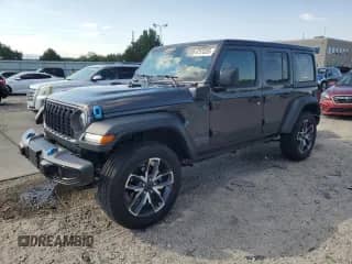 2024 Jeep Wrangler Willys with VIN 1C4RJXN67RW351007, listed as a Copart auction lot 67570285 with 9,885 mi miles and Salvage title. Bid and sale history available at DreamBid. Image 1.