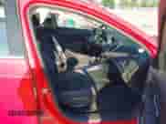 2014 Chevrolet Cruze 1LT z VIN 1G1PC5SB5E7472073, wystawiony jako IAAI lot #42938314 z przebiegiem 57 585 mil mil oraz . Historia ofert i sprzedaży dostępna na DreamBid. Obrazek 5.