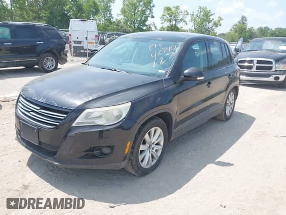 2009 Volkswagen Tiguan с VIN WVGCV75N09W511788, выставлен на аукционе IAAI как лот 42940227 с пробегом 241 331 миль миль и . История ставок и продаж доступна на DreamBid. Изображение 2.