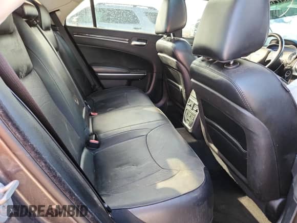 2016 Chrysler 300 C с VIN 2C3CCAEG9GH105811, выставлен на аукционе Copart как лот 71715775 с пробегом 163 254 миль миль и Чистый • Clean title. История ставок и продаж доступна на DreamBid. Изображение 10.