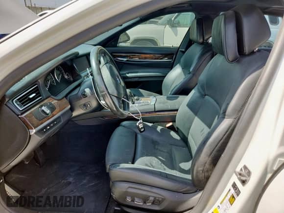 2013 BMW 7 Series 750Li xDrive с VIN WBAYF8C51DDE59480, выставлен на аукционе Copart как лот 66290455 с пробегом 89 148 миль миль и Списание • Salvage title. История ставок и продаж доступна на DreamBid. Изображение 7.