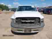 2017 Ram 1500 Tradesman z VIN 1C6RR6ST9HS605293, wystawiony jako IAAI lot #43151679 z przebiegiem 183 474 mil mil oraz . Historia ofert i sprzedaży dostępna na DreamBid. Obrazek 13.