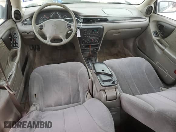 2004 Chevrolet Malibu Classic z VIN 1G1ND52F04M571116, wystawiony jako Copart lot #43473495 z przebiegiem 158 871 mil mil oraz Szkoda całkowita • Salvage title. Historia ofert i sprzedaży dostępna na DreamBid. Obrazek 8.