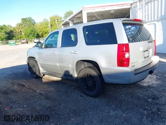 2011 Chevrolet Tahoe с VIN 1GNSKDFJ0BR326929, выставлен на аукционе IAAI как лот 41714829 с пробегом 79 969 миль миль и . История ставок и продаж доступна на DreamBid. Изображение 14.