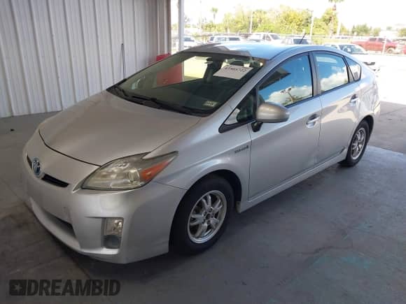 2011 Toyota Prius III with VIN JTDKN3DU5B0276556, listed as a IAAI auction lot 43505722 with 140,428 mi miles and . Bid and sale history available at DreamBid. Image 2.