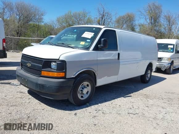 2017 Chevrolet Express Cargo with VIN 1GCWGBFFXH1139037, listed as a IAAI auction lot 41784999 with 198,660 mi miles and . Bid and sale history available at DreamBid. Image 20.