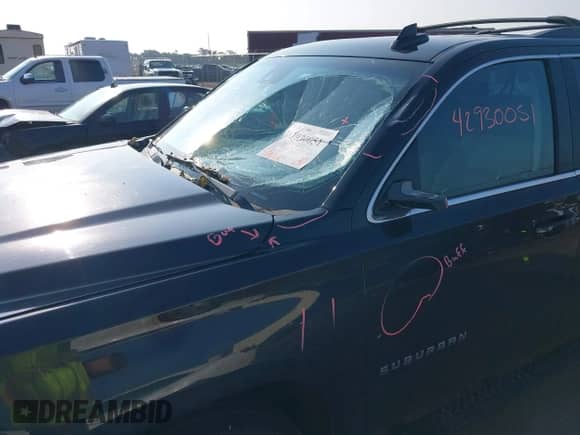2017 Chevrolet Suburban LT с VIN 1GNSKHKC8HR267507, выставлен на аукционе IAAI как лот 42930051 с пробегом 144 188 миль миль и . История ставок и продаж доступна на DreamBid. Изображение 6.