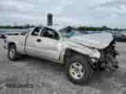 2005 Chevrolet Silverado 1500 Z71 с VIN 1GCEK19B35Z113826, выставлен на аукционе Copart как лот 70132865 с пробегом Не указан миль и Списание • Salvage title. История ставок и продаж доступна на DreamBid. Изображение 4.
