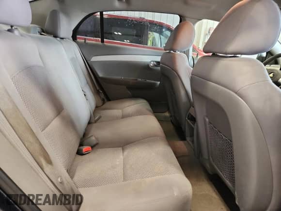 2010 Chevrolet Malibu 1FL z VIN 1G1ZA5E07AF272661, wystawiony jako Copart lot #80095335 z przebiegiem 191 417 mil mil oraz Nie do naprawy • Non repairable. Historia ofert i sprzedaży dostępna na DreamBid. Obrazek 10.