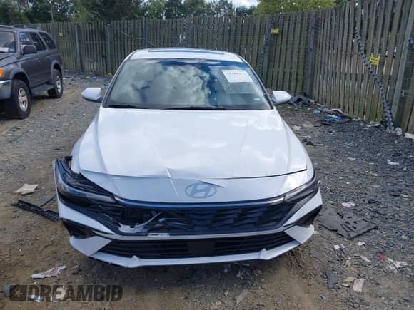 2025 Hyundai Elantra SEL Convenience with VIN KMHLS4DG0SU912558, listed as a IAAI auction lot 43384473 with 17,426 mi miles and . Bid and sale history available at DreamBid. Image 13.