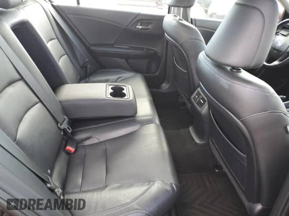 2014 Honda Accord Touring z VIN 1HGCR2F92EA800368, wystawiony jako Copart lot #82225915 z przebiegiem 65 840 mil mil oraz Czysty tytuł • Clean title. Historia ofert i sprzedaży dostępna na DreamBid. Obrazek 10.