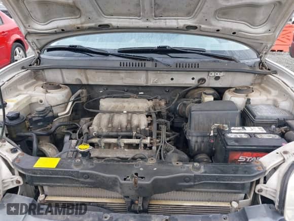 2002 Hyundai Santa Fe GLS with VIN KM8SC13D92U149292, listed as a IAAI auction lot 42894176 with 203,722 mi miles and . Bid and sale history available at DreamBid. Image 10.
