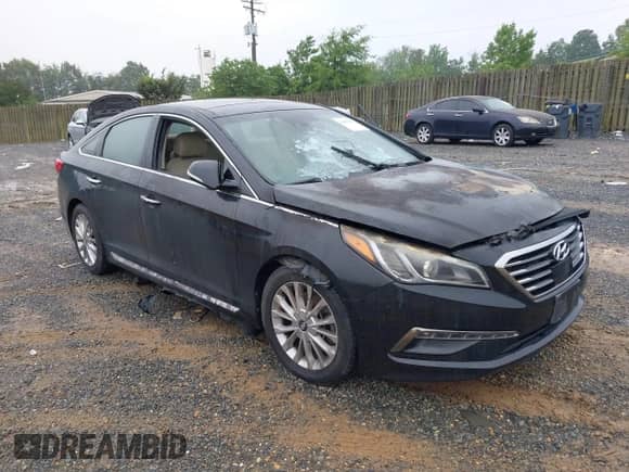 2015 Hyundai Sonata Limited с VIN 5NPE34AF6FH075921, выставлен на аукционе IAAI как лот 42493271 с пробегом 84 020 миль миль и . История ставок и продаж доступна на DreamBid. Изображение 1.