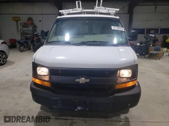 2016 Chevrolet Express Cargo with VIN 1GCWGAFF2G1177189, listed as a Copart auction lot 81766575 with 228,834 mi miles and Clean title. Bid and sale history available at DreamBid. Image 5.