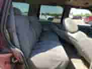 1999 Chevrolet Tahoe Z71 z VIN 1GNEK13R0XJ474557, wystawiony jako Copart lot #74971964 z przebiegiem 217 027 mil mil oraz Szkoda całkowita • Salvage title. Historia ofert i sprzedaży dostępna na DreamBid. Obrazek 11.