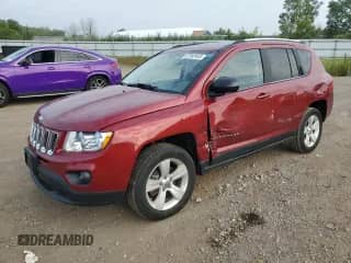2011 Jeep Compass z VIN 1J4NT1FA3BD170507, wystawiony jako Copart lot #67842645 z przebiegiem 91 704 mil mil oraz Szkoda całkowita • Salvage title. Historia ofert i sprzedaży dostępna na DreamBid. Obrazek 1.