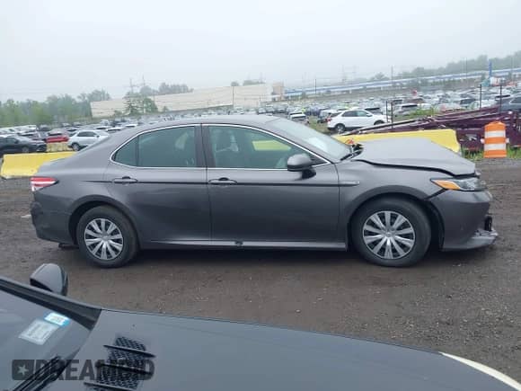 2019 Toyota Camry Hybrid LE с VIN 4T1B31HK3KU510944, выставлен на аукционе IAAI как лот 42493641 с пробегом 137 300 миль миль и . История ставок и продаж доступна на DreamBid. Изображение 13.