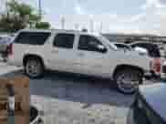 2010 Chevrolet Suburban LTZ с VIN 1GNUCKE03AR288355, выставлен на аукционе Copart как лот 58833465 с пробегом 216 267 миль миль и Списание • Salvage title. История ставок и продаж доступна на DreamBid. Изображение 4.
