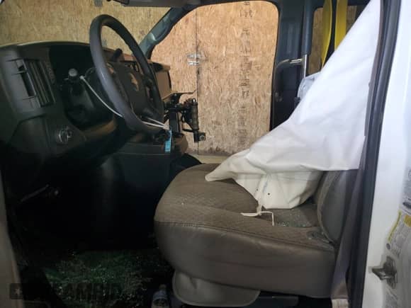 2009 Chevrolet Express Passenger с VIN 1GAHG39K491108724, выставлен на аукционе Copart как лот 57141425 с пробегом Не указан миль и Списание • Salvage title. История ставок и продаж доступна на DreamBid. Изображение 7.