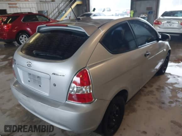 2010 Hyundai Accent GS с VIN KMHCM3AC9AU150464, выставлен на аукционе IAAI как лот 43553120 с пробегом 160 100 миль миль и . История ставок и продаж доступна на DreamBid. Изображение 4.