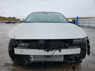 2024 Hyundai Ioniq 5 Limited z VIN KM8KRDDF5RU279452, wystawiony jako Copart lot #82137425 z przebiegiem 13 605 mil mil oraz Szkoda całkowita • Salvage title. Historia ofert i sprzedaży dostępna na DreamBid. Obrazek 5.