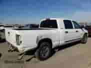 2007 Dodge 1500 SLT z VIN 3D7KR19D97G701979, wystawiony jako Copart lot #90297205 z przebiegiem 250 588 mil mil oraz Szkoda całkowita • Salvage title. Historia ofert i sprzedaży dostępna na DreamBid. Obrazek 3.