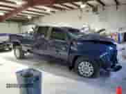 2022 Chevrolet Silverado 3500HD LT z VIN 1GC4YTEY1NF247882, wystawiony jako Copart lot #51743845 z przebiegiem Nie podano mil oraz Szkoda całkowita • Salvage title. Historia ofert i sprzedaży dostępna na DreamBid. Obrazek 4.