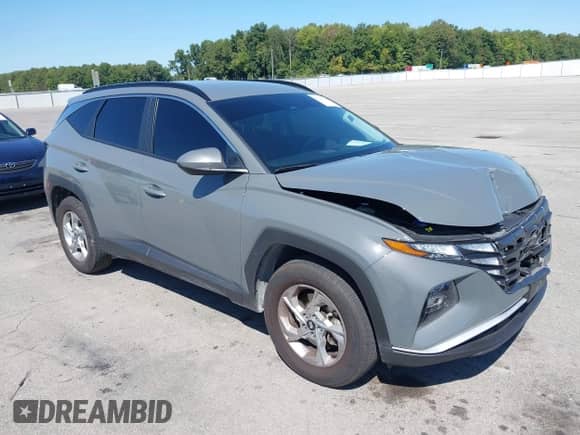 2024 Hyundai Tucson SEL z VIN 5NMJBCDE9RH296896, wystawiony jako IAAI lot #43125329 z przebiegiem 90 264 mil mil oraz . Historia ofert i sprzedaży dostępna na DreamBid. Obrazek 1.