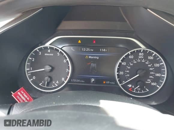 2020 Nissan Murano SV with VIN 5N1AZ2BJ4LN135738, listed as a IAAI auction lot 42830765 with 173,534 mi miles and . Bid and sale history available at DreamBid. Image 7.