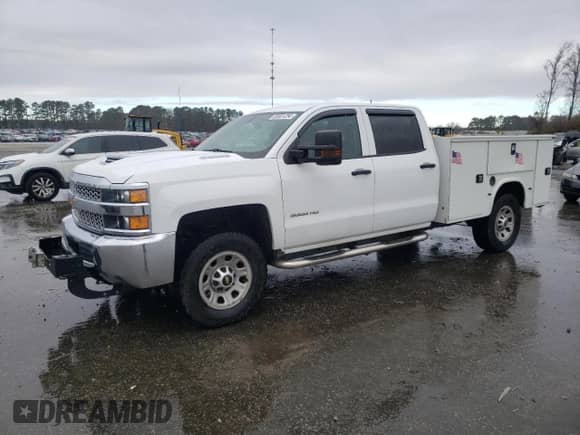 2019 Chevrolet Silverado 3500 с VIN 1GB4KVCYXKF251428, выставлен на аукционе Copart как лот 85561254 с пробегом 143 788 миль миль и Списание • Salvage title. История ставок и продаж доступна на DreamBid. Изображение 1.