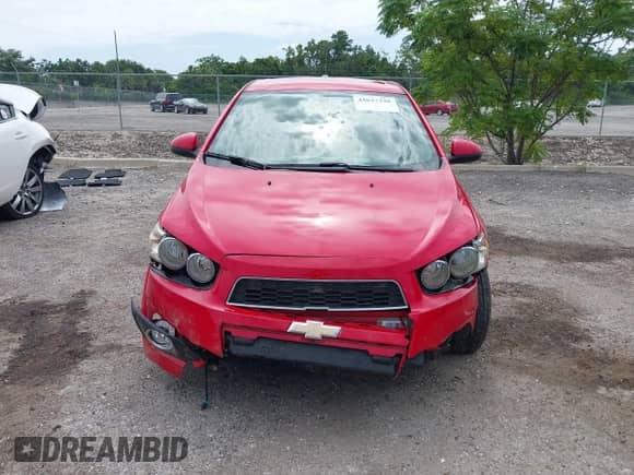 2016 Chevrolet Sonic LTZ с VIN 1G1JE5SB4G4160265, выставлен на аукционе IAAI как лот 42637328 с пробегом 69 016 миль миль и . История ставок и продаж доступна на DreamBid. Изображение 12.