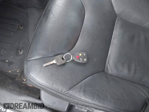 2001 Volvo S60 с VIN YV1RS61R012013431, выставлен на аукционе IAAI как лот 41193065 с пробегом 179 844 миль миль и . История ставок и продаж доступна на DreamBid. Изображение 11.