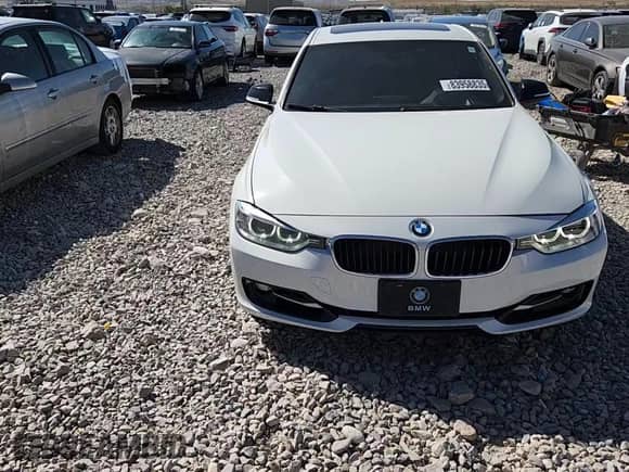 2012 BMW 3 Series 328i with VIN WBA3C1C59CF433798, listed as a Copart auction lot 83958835 with 132,908 mi miles and Salvage title. Bid and sale history available at DreamBid. Image 13.