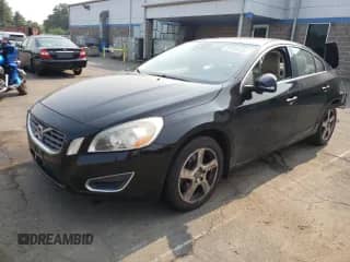 2012 Volvo S60 T5 с VIN YV1622FS1C2113449, выставлен на аукционе Copart как лот 67346225 с пробегом 114 561 миль миль и Списание • Salvage title. История ставок и продаж доступна на DreamBid. Изображение 1.
