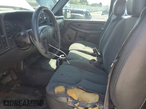 2007 Chevrolet Silverado 1500 Work Truck с VIN 1GCEC19X07Z123077, выставлен на аукционе Copart как лот 85562425 с пробегом 331 399 миль миль и Списание • Salvage title. История ставок и продаж доступна на DreamBid. Изображение 7.