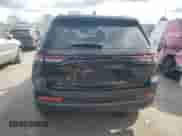 2024 Jeep Grand Cherokee Laredo с VIN 1C4RJHAG4RC259732, выставлен на аукционе Copart как лот 70576165 с пробегом 9 695 миль миль и Списание • Salvage title. История ставок и продаж доступна на DreamBid. Изображение 6.